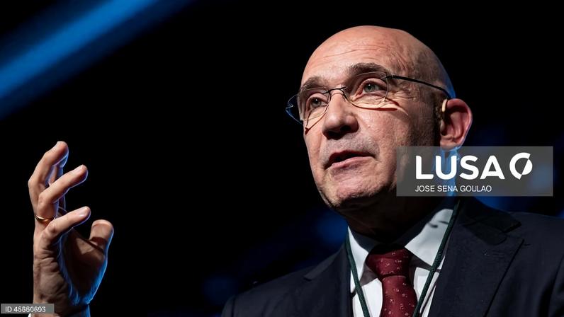 Passos Coelho recomenda a Montenegro que se concentre na sua missão