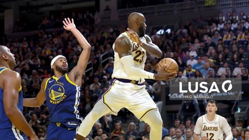 LeBron James torna-se o jogador com mais lançamentos de campo marcados na NBA