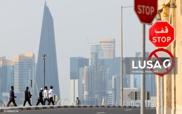 Países do Golfo vão discutir hoje resposta unificada a ataques de Teerão