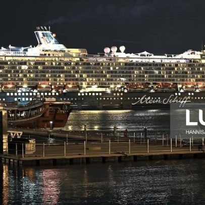 35.000 tripulantes e passageiros bloqueados no estreito de Ormuz