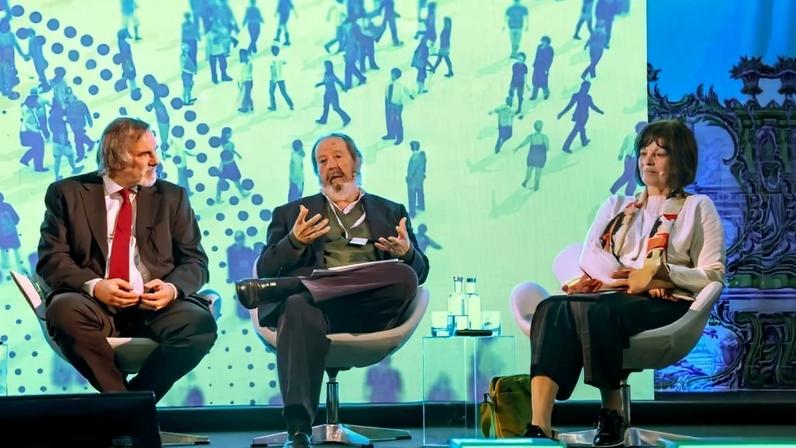 Muitas técnicas de propaganda vêm das agências de comunicação - Pacheco Pereira