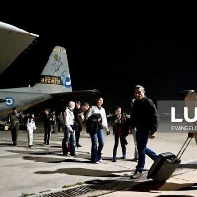 Mais de 1.000 cidadãos da UE repatriados em voos organizados por Bruxelas