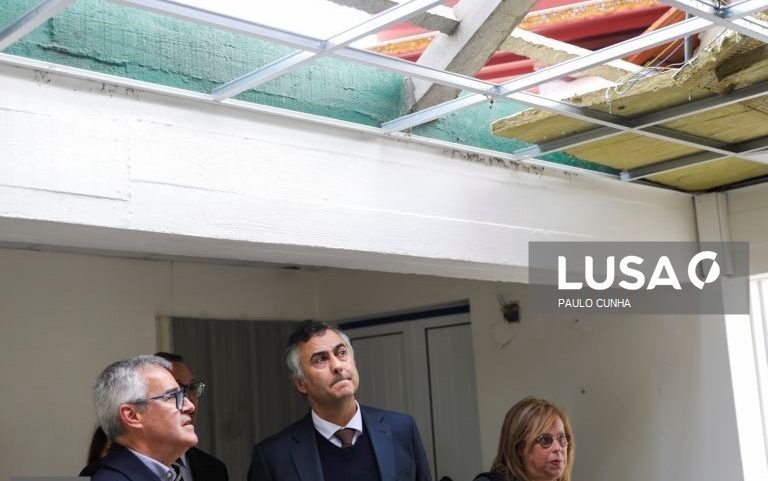 Reconstrução de escolas assentará em modelo que suporte ventos ciclónicos - ministro