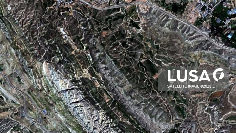 Israel ataca academia militar e bunkers que abrigam oficiais iranianos