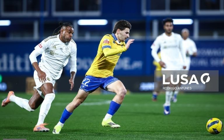 Estoril Praia e Casa Pia empatam a zero em jogo sem golos