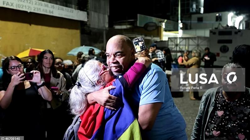 ONG contabiliza 508 presos políticos na Venezuela após libertações