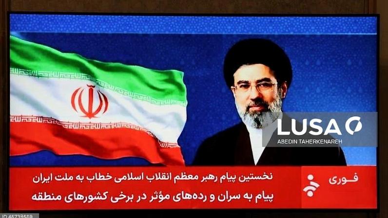 Novo guia supremo do Irão apela a manter o Estreito de Ormuz fechado