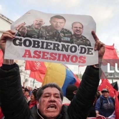 Centenas protestam no Equador contra flexibilização laboral