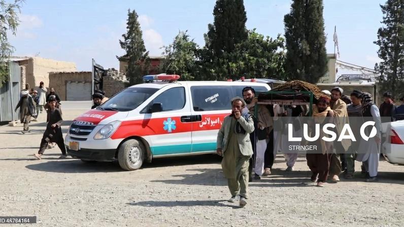 Afeganistão acusa Paquistão de atacar Cabul e de provocar “numerosas mortes”