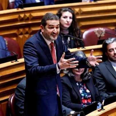 Parlamento pede ao BdP a ata sobre atribuição de pensão antecipada a Centeno