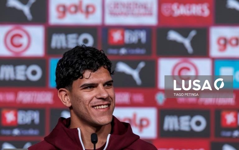 Ricardo Velho e Mateus Fernandes juntam-se aos estreantes na era Martínez