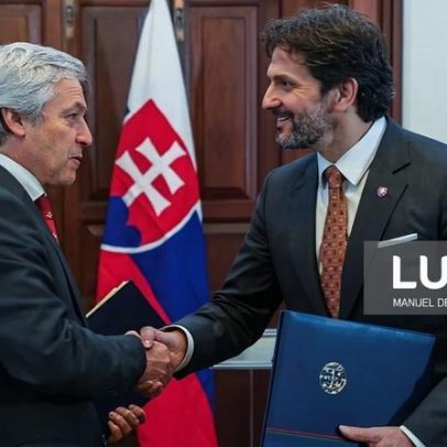 Portugal e Eslováquia assinam acordo militar com drones e KC-390