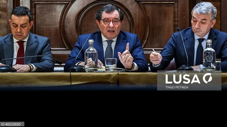 Casas ilegais com condições para serem legais devem ser legalizadas - ministro