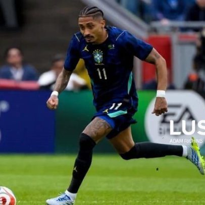 Raphinha desfalca FC Barcelona por cinco semanas após lesão com Brasil