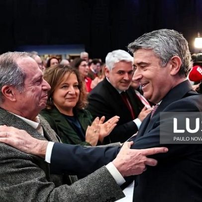 Carlos César é reeleito presidente do partido com 89,9% dos votos