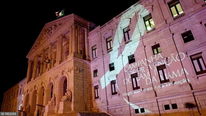 Menopausa cria na mama ambiente favorável ao desenvolvimento de células cancerígenas