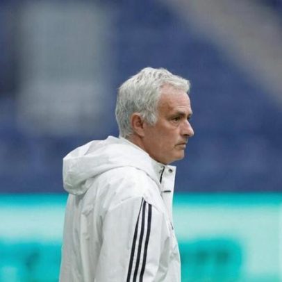 Mourinho recua sobre penálti após controvérsia com o VAR