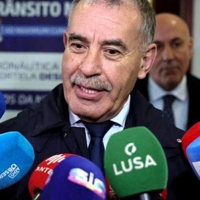 Voo militar repatria 54 portugueses e chega a Lisboa