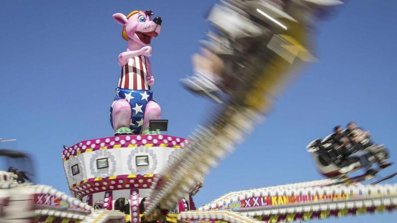 Os carrosséis continuam a ser uma atração da Feira de Março