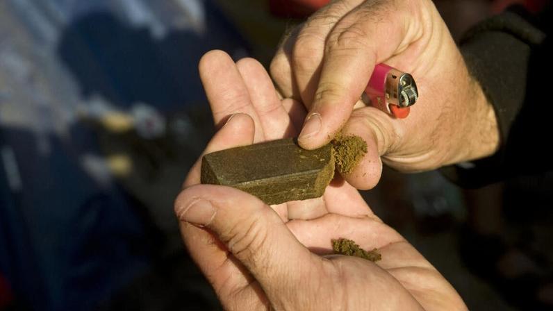 Haxixe era expedido pelos arguidos