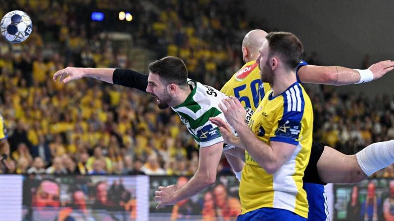 Martim Costa apontou 10 golos na derrota leonina na Polónia