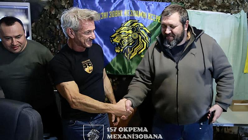 Sean Penn expressou "sincero apoio" e "gratidão" aos soldados ucranianos