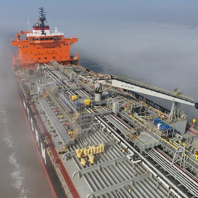 Preço do petróleo sobe 25% e afeta Orçamento de Estado 2026