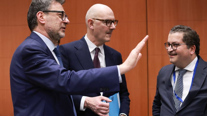 Foto: EPA / OLIVIER HOSLET