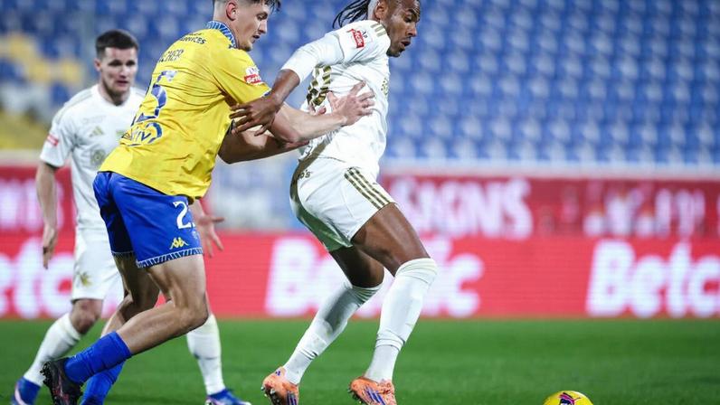 Todos os jogos da Liga deste sábado terminaram empatados