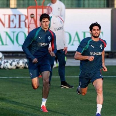 Gonçalo Guedes vai usar o número 7 da seleção na ausência de Ronaldo