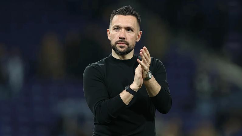 Farioli desvaloriza vantagem do Porto e afirma que a tabela não importa