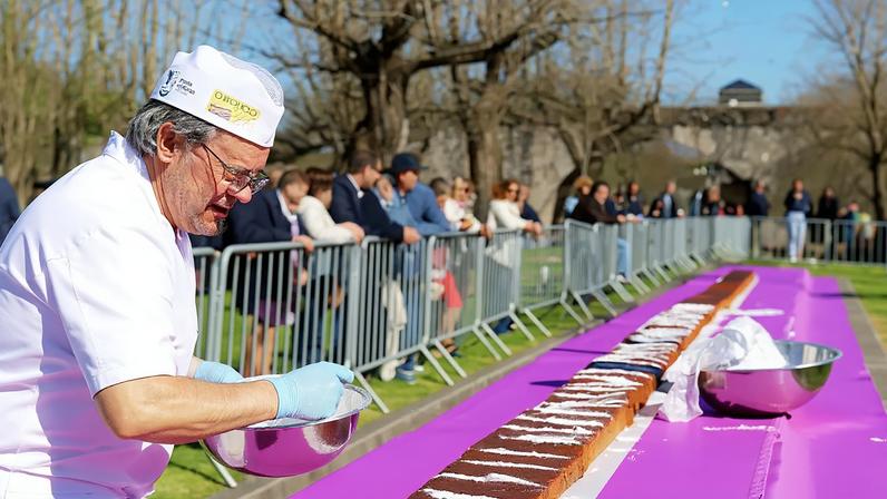 Ponte da Barca volta a fazer história com bolo de mel de mais de 230 metros