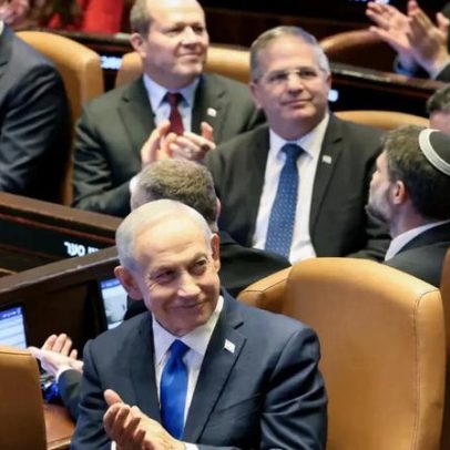 Netanyahu afirma que a queda do regime de Teerã está a aproximar-se
