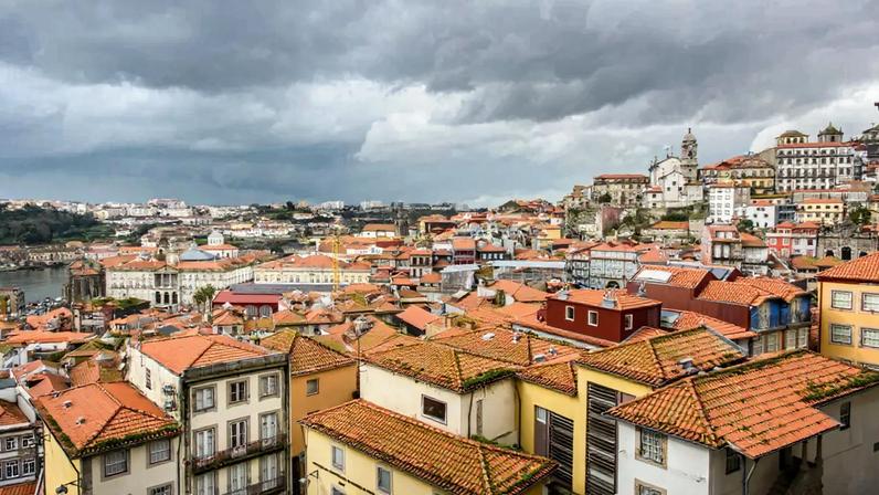 Traficantes de amêijoa usavam acesso restrito de autoestrada para fintar GNR