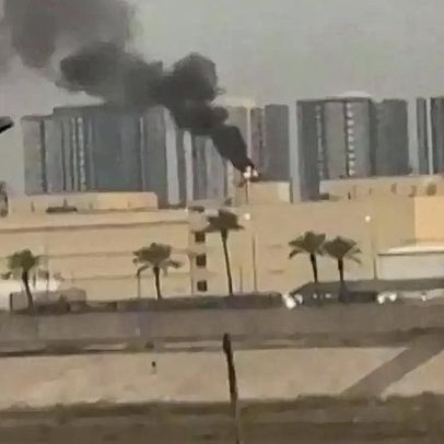 Petroleiro atingido no Golfo de Omã por projétil não identificado