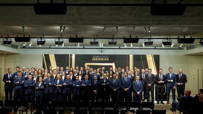 Conselho de Arbitragem entrega insígnias FIFA a 53 árbitros