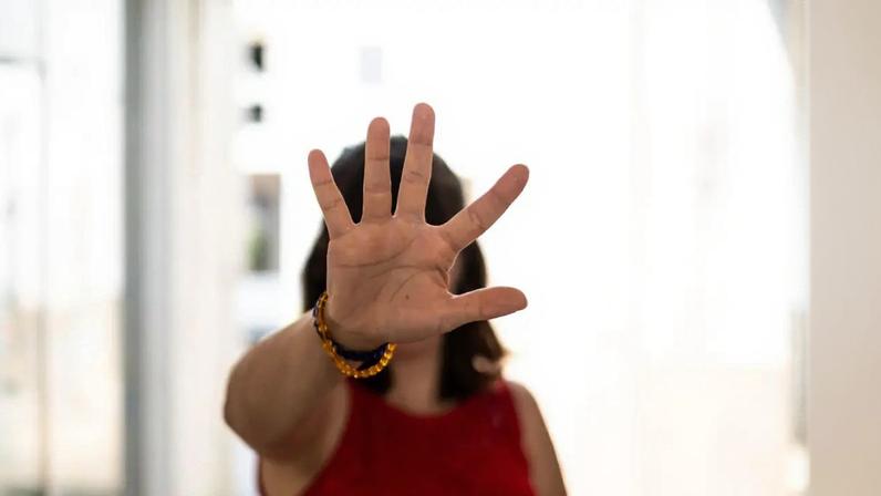 Homem baleado na barriga ao resistir a assalto em Moita