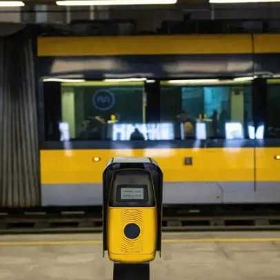 Homem lança gás pimenta em carruagem do metro em Ramalde