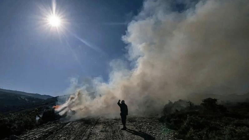 Uso de fogo controlado no inverno reduz incêndios no verão