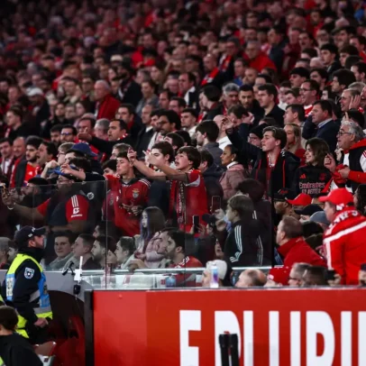 UEFA condena Benfica por racismo de adeptos e fecha 500 lugares da Luz