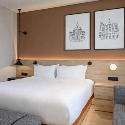 Professores entregam milhares de postais na residência do primeiro-ministro