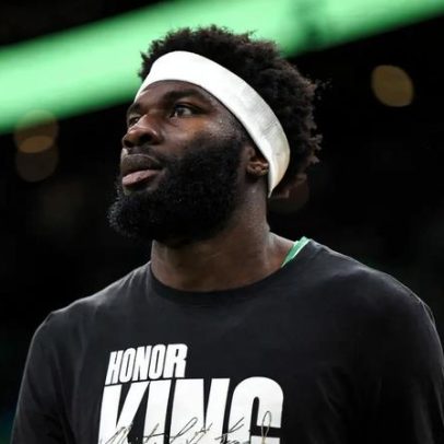 Neemias marca quatro pontos na derrota dos Celtics frente aos Timberwolves