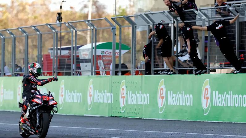 Marco Bezzechi vence prova de MotoGP na Tailândia