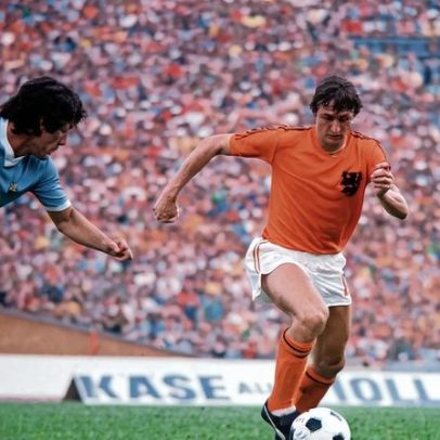 Johan Cruyff, expoente máximo do futebol total, partiu há dez anos