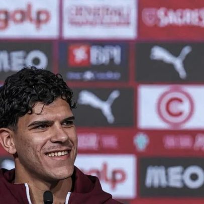 Adeptos apresentam queixa à Comissão Europeia sobre preços dos bilhetes do Mundial-2026