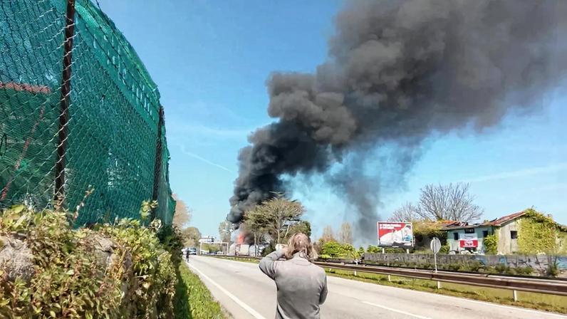 A circulação de trãnsito está cortada