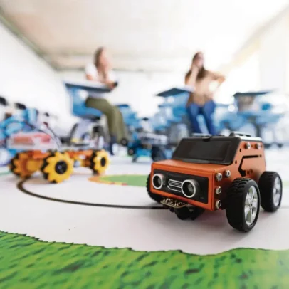 Escolas podem devolver 480 milhões a Bruxelas por atraso em centros tecnológicos