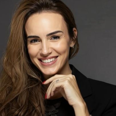 Sara Correia diz que cantar a dor é sua grande terapia