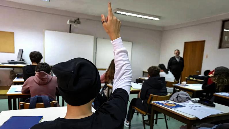 Ministério da Educação defende um processo de contratação de professores que seja mais ágil face às necessidades das escolas