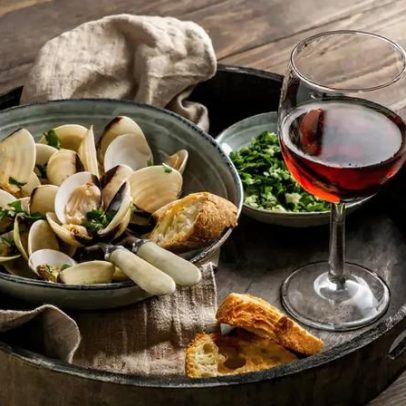 Vinho e comida: celebrar o melhor da vida